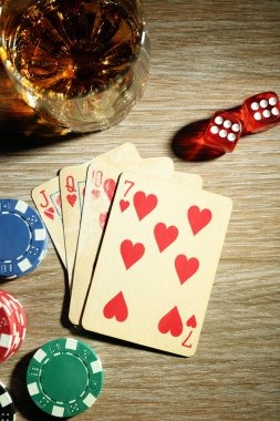 Live blackjack table interface on winwin4d with dealer and player cards