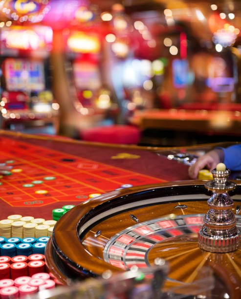 Mega Wheel spinning interface on winwin4d platform